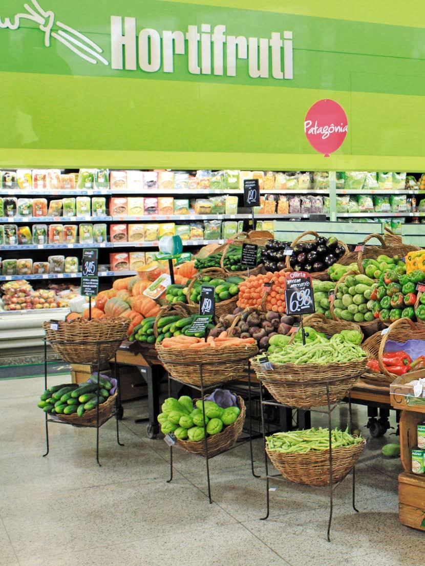 EXIGÊNCIAS DOS SUPERMERCADOS: QUALIDADE, REGULARIDADE E PREÇO Supermercados têm vantagens em adquirir hortifrutícolas diretamente do produtor, mas encontrar um bom fornecedor exige esforço.