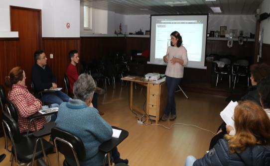 bem precioso Importância da água e como é possível preservar a água potável ZERO Associação Sistema Terrestre Sustentável 24 de março Risco sísmico em Lisboa Dar conhecimento de soluções a aplicar em