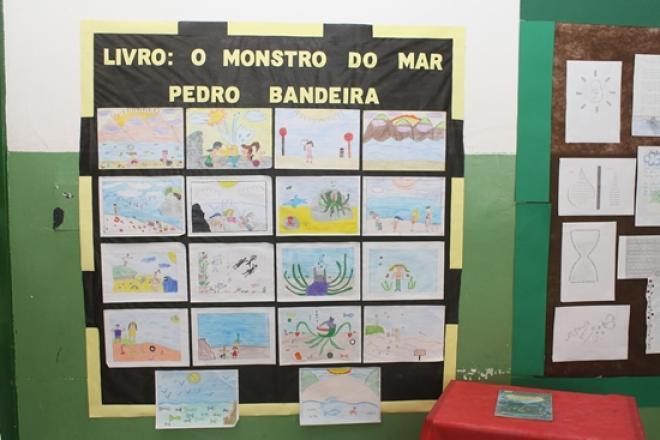 Foto 7: Exposição de painéis confeccionados pelos educandos, na 