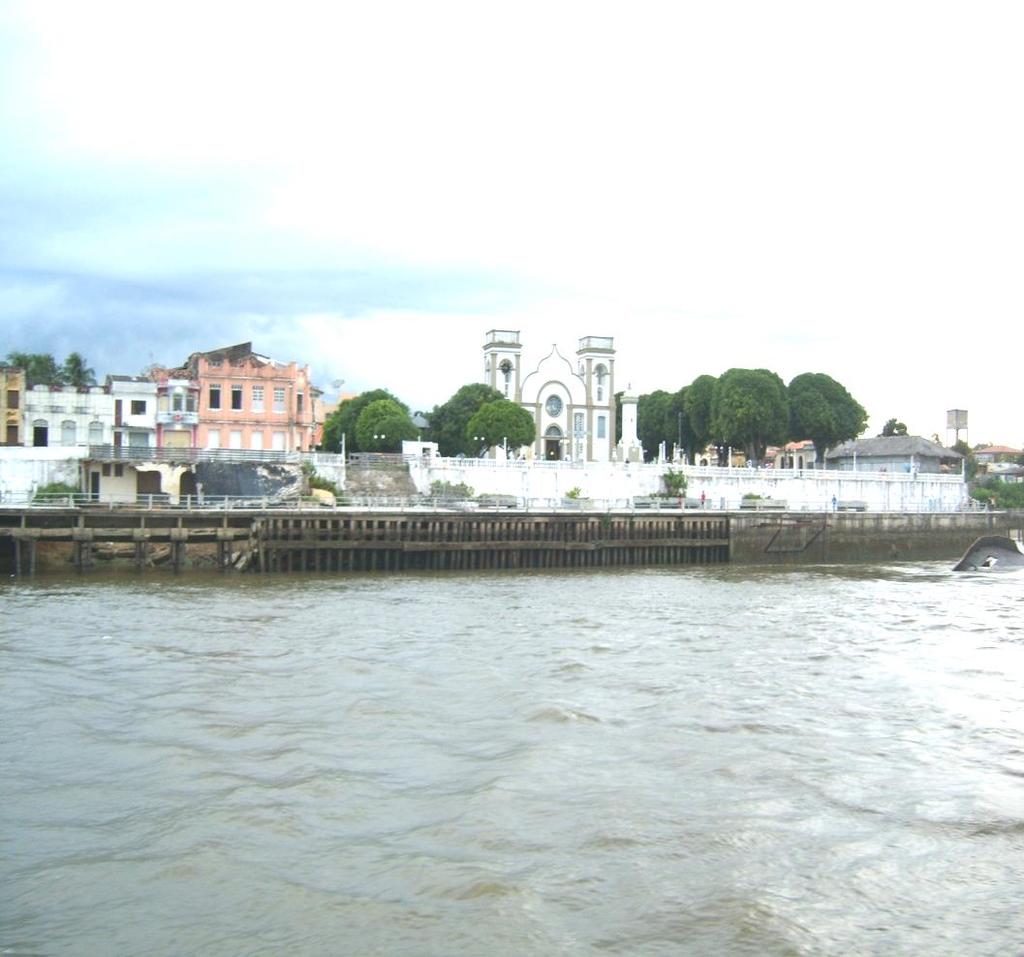 BALANÇO DAS PRÁTICAS PATRIMONIAIS BALAIO DO PATRIMÔNIO 2013 Cametá, com 377 anos, é um município bastante rico em