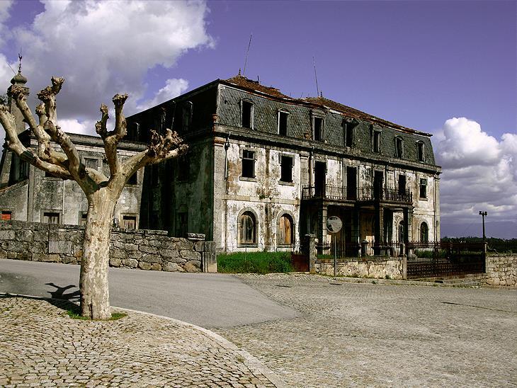 A Casa do Passal, durante muitos anos deixada