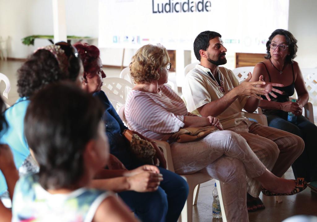 A marca é a representação visual da instituição. É a ela que o público associa suas impressões, portanto, é importante que traduza corretamente a realidade e a proposta da universidade.