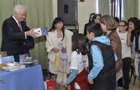 Paulo Silva, fez uma intervenção de boas-vindas em nome da escola, seguindo-se a apresentação de uma peça de teatro intitulada Poupar uma questão de atitude.