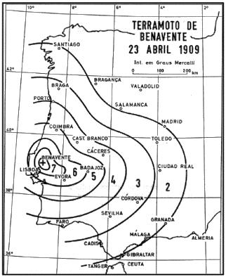 a) b) Figura 1.4: a) tensidades (MMI) sentidas em Portugal Continental no terramoto de 1909 (Machado 1970).