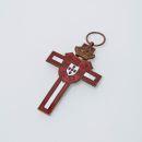 194 CONDECORAÇÃO PORTUGUESA Cruz de Cristo com escudo Português encimada por coroa real, em metal com esmaltes policromos. Sinais de uso. Dim: 7,5 cm.