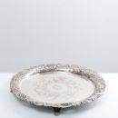 Base de licitação: 220 262 BILHETEIRA Em prata Portuguesa contraste javali (1887-1937) de 833, decorada com gravados, aba