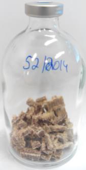 Materiais e Métodos Análise qualitativa por SPME Para a análise qualitativa foram colocados pedaços do material dentro de um frasco.
