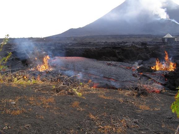 Figura 15. Aspeto do escoamento da lava em Ilhéu de Losna.