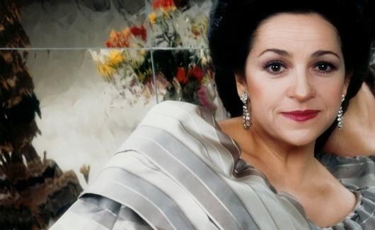 Ileana Cotrubas - La Traviata - Verdi - First Violetta's aria (MET New York 1981) http://youtu.