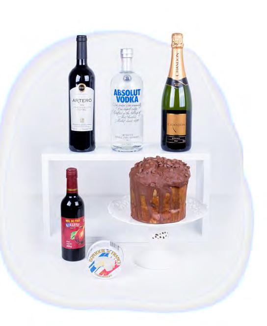 Fita cetim de vinho Vianney Vinho Branco Chabli Abel Pichat - 750ml - França Panettone Natalino Vianney - 650g - Brasil Massa Tagliolini com Tartufo Savitar - 250g - Itália Azeite de Oliva Extra