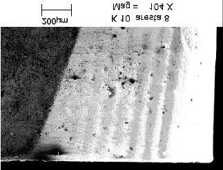 Sulcos Figura 5. Desgaste observado na ferramenta de metal duro ISO K10 (Vc = 112,6 m/min).