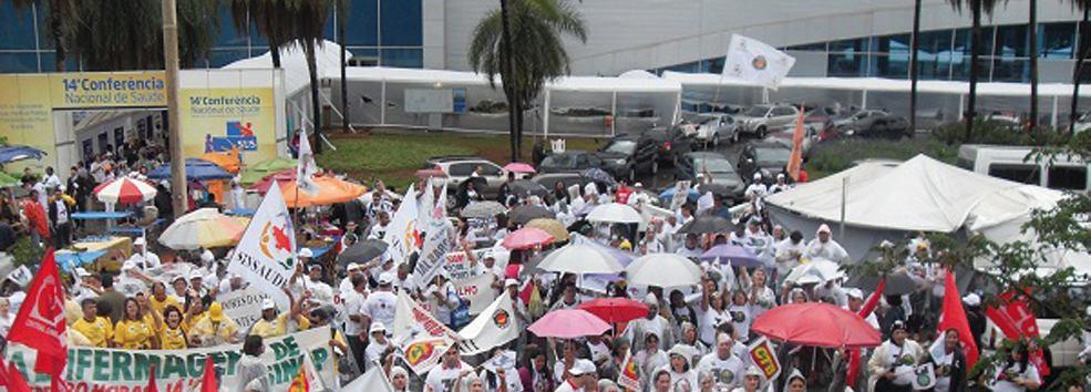 O protesto, organizado pelo Fórum Nacional 30 horas, teve o objetivo de pressionar o Congresso Nacional a colocar em votação o projeto de lei nº 2.