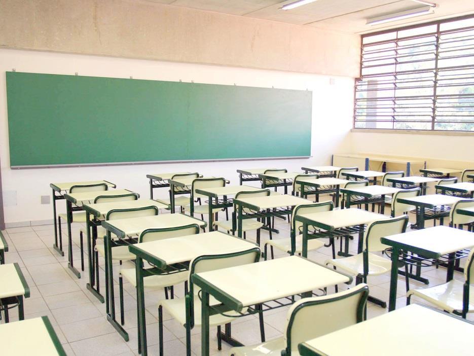 818 escolas educação básica 150.