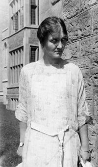 Espectro e Temperatura Cecilia Payne (1900-1979) - Stellar Atmospheres, A Contribution to the Observational Study of High Temperature