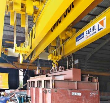 000 kg e é utilizada numa ponte rolante de manutenção numa unidade metalúrgica na Nova Caledónia.