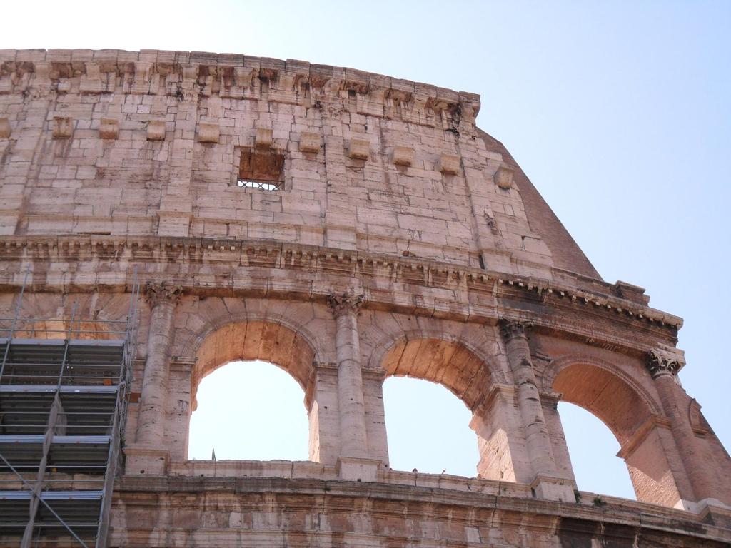 Coliseu Romano, Roma, 70 d.c.