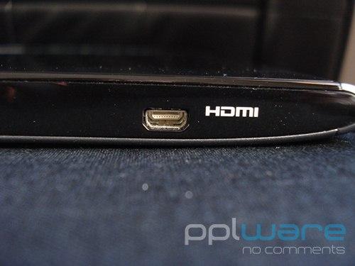 Porta mini HDMI Cartões de memória: Suporta cartões de