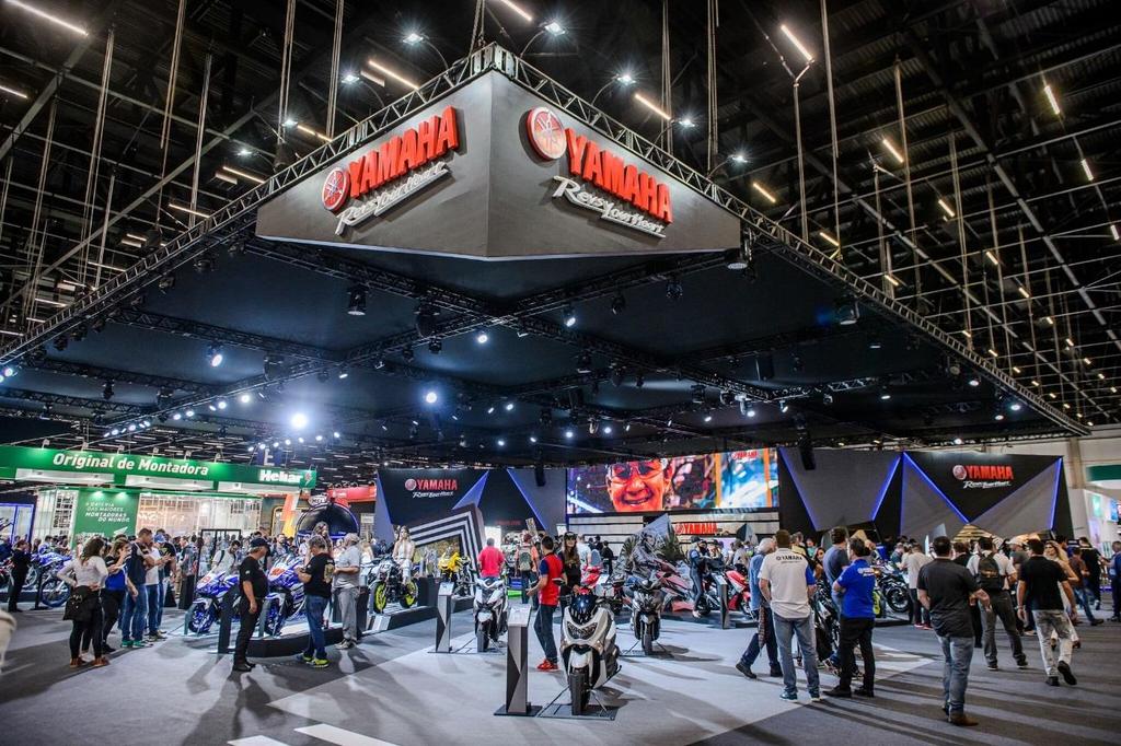 SALÃO DUAS RODAS 2017: SUCESSO TOTAL DA YAMAHA Em seis dias de evento, totalizando quase 70 horas de atividades, o estande da marca foi visitado por mais de 240 mil pessoas Sucesso.