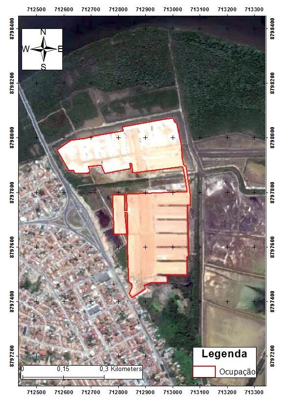 A expansão da ocupação para moradia exerce forte impacto na cobertura florestal, sendo que mesmo antes do início da delimitação (2003) a área já estava sem nenhuma presença do manguezal, proveniente