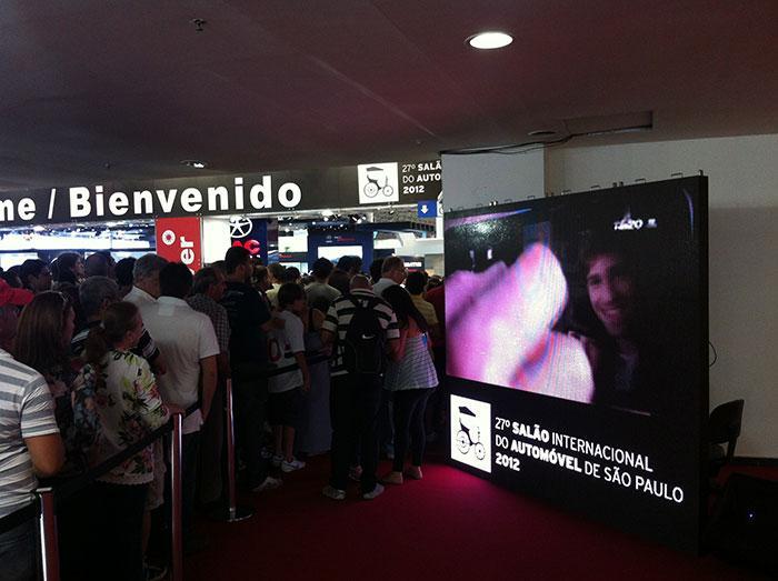 15 Painel de Led na Entrada da Feira Ação Promocional Alto impacto na feira; Alto numero de visitantes impactados; Gera maior visitação ao seu estande;