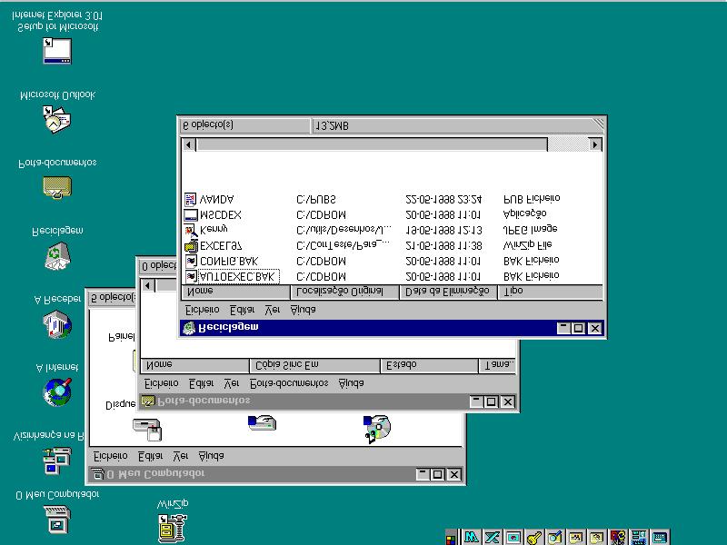 Iniciar o Windows 95 3. Clique no botão esquerdo do rato numa área vazia do Ambiente de Trabalho para fazer desaparecer o menu sensível ao contexto.