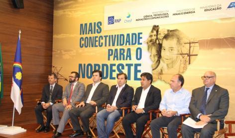 Lançamento do Nordeste Conectado Implantar a interiorização no Nordeste, usando a parceria celebrada com CHESF, para interligação de universidades e centros de pesquisa em alta velocidade MEC Fomento