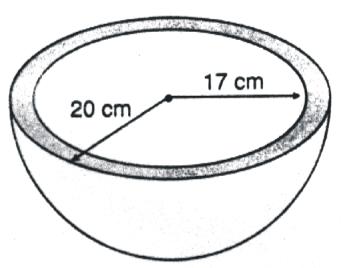 8. Um plano secciona uma esfera de raio 0 cm. A distância de centro da esfera ao plano é 1 cm. Calcule a área da secção obtida. 9.