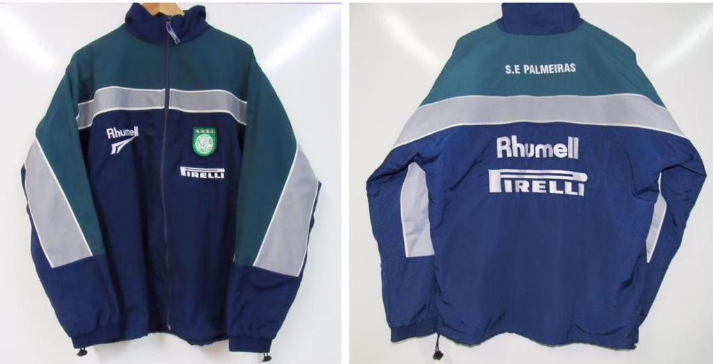 LOTE 17: Abrigo/jaqueta Oficial de Treino da Sociedade Esportiva Palmeiras, doada por João Nassif