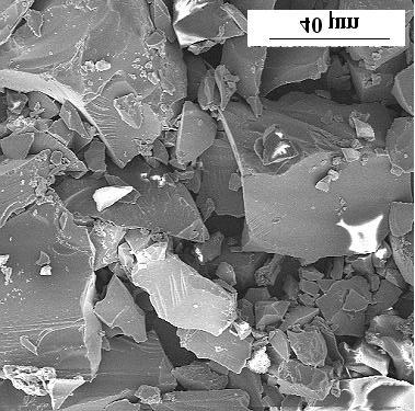 futuros, pretende-se desenvolver um vidro mais barato, preferencialmente com matérias-primas brasileiras, e com tamanho médio de partículas menores do que 1 µm.