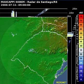 O radar meteorológico de Santiago RS começa a captar o CCM 09:00 TMG (Figura 2a) do dia 11/07/2006 com pequenas células isoladas.