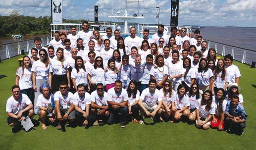 Um barco de ideias Em sua 2 a edição, o Coca-Cola Open Up The Boat Challenge reuniu 15 startups em uma viagem de três dias, a bordo de um barco, pelo Rio Amazonas.