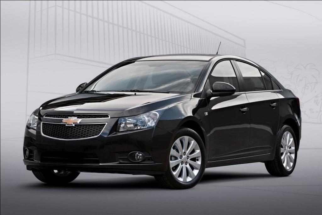 MANUAL DE ESPECIFICAÇÕES DE VENDAS CHEVROLET CRUZE ANO-MODELO 2014 OBSERVAÇÕES: - OS ITENS DESCRITOS NESTE MANUAL PODERÃO SOFRER AERAÇÕES SEM PRÉVIO AVISO - OS ITENS DE PERSONALIZAÇÃO (ACESSÓRIOS