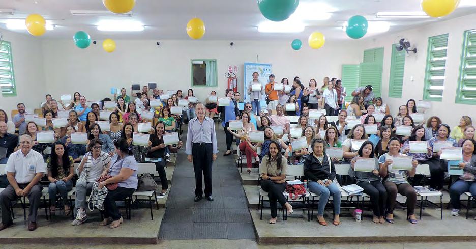 CENTRO OESTE BIOMA CERRADO Oficina: Planejamento pessoal para a felicidade e o sucesso para professores da Escola Especial de Santa Maria/DF com Profº. Dr. Flávio Popinigis IV.