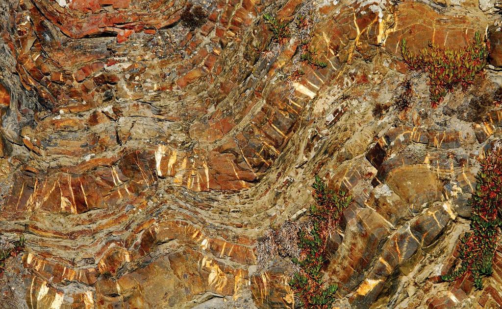 Deformação As rochas metamórficas estão associadas a fenómenos que ocorrem, tipicamente, em condições de alta temperatura e