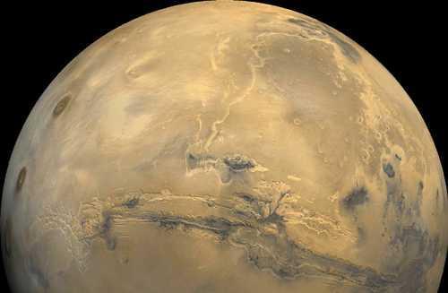 MARTE O ar marciano contém ~ 1/1000 da água da atmosfera da Terra, mas é o