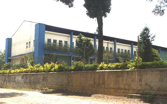 169 Figura 113: Vista frontal das instalações da Faculdade Hoyler.