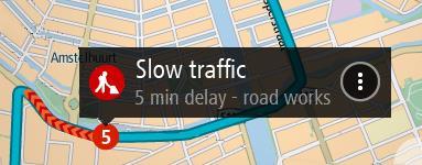 A cor do incidente indica a velocidade do trânsito em relação à velocidade máxima permitida nessa localização, sendo que o vermelho representa a mais lenta.
