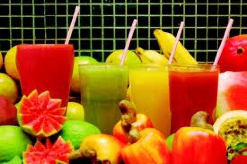 10 Sucos Para Viver Melhor E Aproveitar Os Alimentos Frutas em geral Benefícios Saiba como preparar bebidas com frutas, hortaliças e até grãos para manter a saúde em dia Suco bom é suco da fruta.