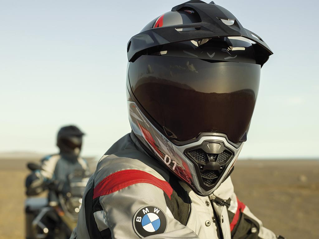 DRESS CODE: MOTORRAD DESCONTOS DE 30% EM EQUIPAMENTO. MAKE LIFE A RIDE.