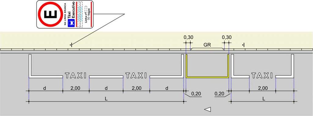 3.7.3 Guia rebaixada A linha indicadora de proibição de estacionamento amarela deve distar 0,30m da guia rebaixada utilizada para entrada e saída de veículos, recomendado-se 0,50m junto a garagens ou
