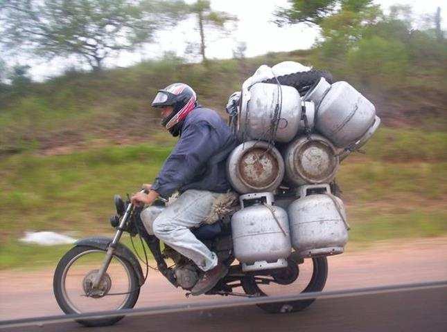 proibido o transporte de combustíveis