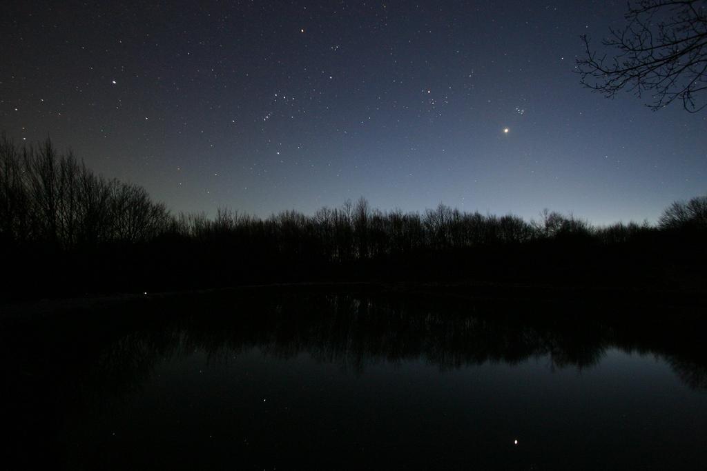 Apenas2astrosapresentam umdiâmetroaparentea