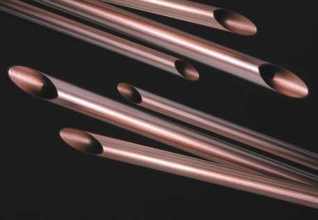 TUBOS DE COBRE SOLAR Os tubos de cobre solar são tubos rígidos sem costura, fabricados pelo processo de extrusão e em seguida calibrados nos diâmetros comerciais por trefilação.
