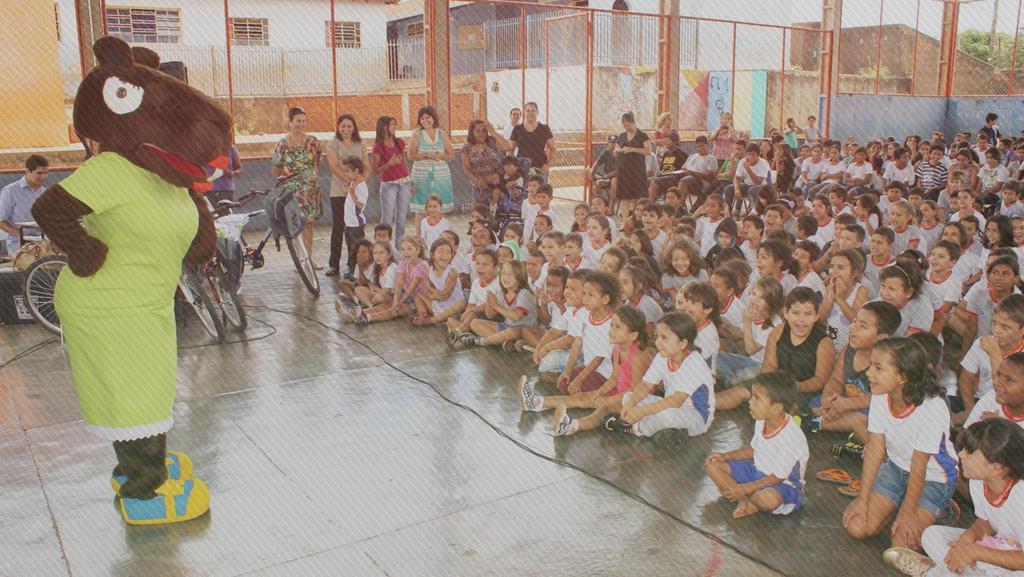 Programa de educação ambiental nas escolas.