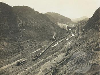 O CURSO DE GEOTECNIA I No passado foram construídas grandes obras envolvendo solos. Obras baseadas na experiência empírica prévia.