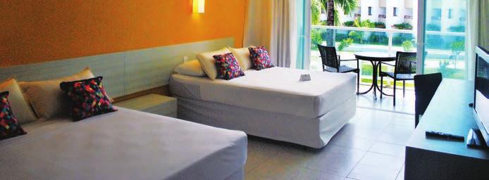 Apartamentos Descanso com conforto e sofisticação As 715 acomodações do Enotel Beach Resort & Spa All Inclusive têm varanda e proporcionam todo o conforto que o hóspede necessita.