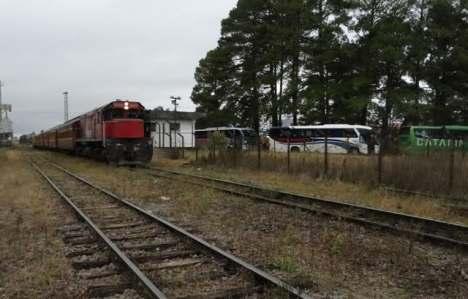 Ver também link das imagens da inauguração da Ferrovia Brasília Porto Alegre https://www.youtube.com/w atch?v=flr9jvj7gxs.