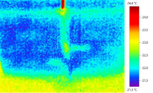 Potencial da termografia infravermelha 1 semana 2 semanas Passadas 24, 48 e 72 horas de exposição ao cano danificado, e com água, a mancha de umidade nas imagens termográficas seguiu apontando a
