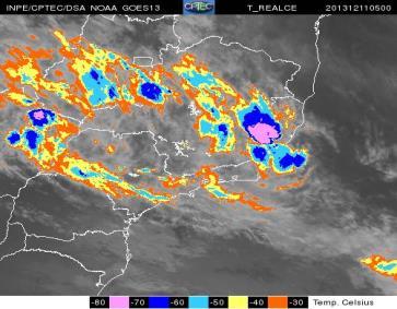 O segundo período com convecção sobre a região metropolitana do Rio de Janeiro aconteceu durante a madrugada do dia 11, entre às 06:00 e às 12:00