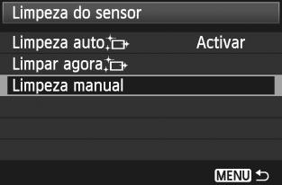 Antes de limpar o sensor, retire a objectiva da câmara. 1 Seleccione [Limpeza do sensor]. No separador [6], seleccione [Limpeza do sensor] e carregue em <0>.